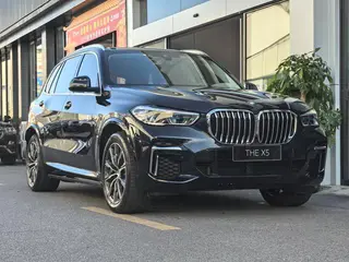 BMW X5 2022 xDrive 30Li M Conjunto deportivo exterior foto 3 BMW X5 2022 xDrive 30Li M Conjunto deportivo exterior foto 3