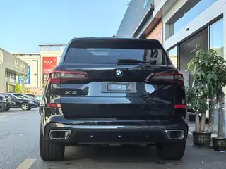 BMW X5 2022 xDrive 30Li M Conjunto deportivo interior foto 7 BMW X5 2022 xDrive 30Li M Conjunto deportivo interior foto 7