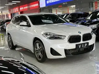 BMW X2 2022 sDrive25i M Conjunto deportivo exterior foto 3 BMW X2 2022 sDrive25i M Conjunto deportivo exterior foto 3