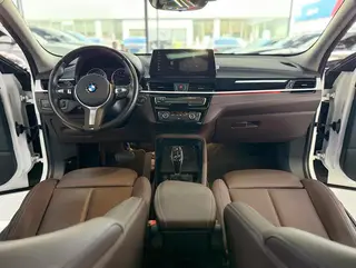 BMW X2 2022 sDrive25i M Conjunto deportivo interior foto 9 BMW X2 2022 sDrive25i M Conjunto deportivo interior foto 9