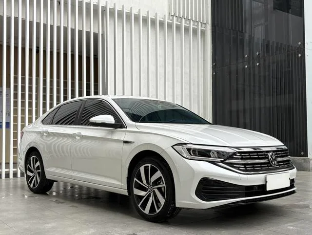 Volkswagen Sagitar 2025 300TSI DSG Premium Edition exterior photo 3