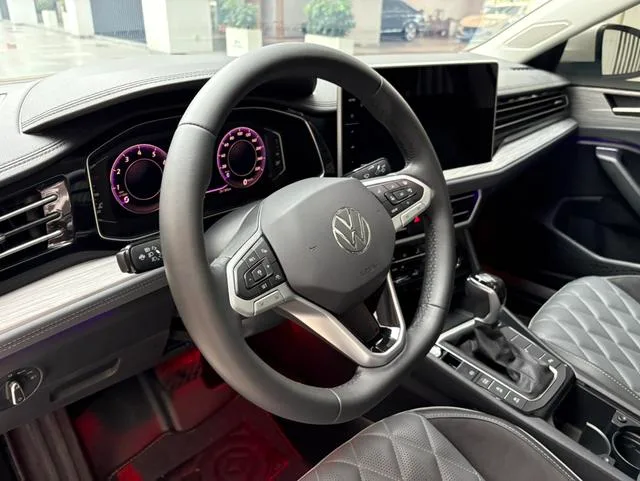 Volkswagen Sagitar 2025 300TSI DSG Premium Edition exterior photo 7