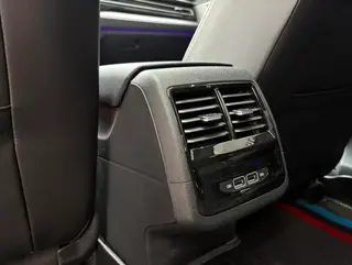 Volkswagen Sagitar 2025 300TSI DSG Premium Edition interior photo 13