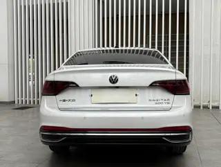 Volkswagen Sagitar 2025 300TSI DSG Premium Edition interior photo 15