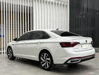 Volkswagen Sagitar 2025 300TSI DSG Premium Edition interior photo 16