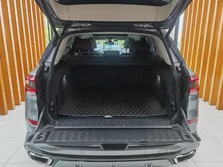 BMW X5 2022 xDrive 30Li Premium Class M Sports suit exterior photo 8 BMW X5 2022 xDrive 30Li Premium Class M Sports suit exterior photo 8