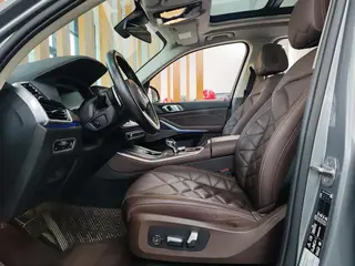 BMW X5 2022 xDrive 30Li Premium Class M Sports suit interior photo 10 BMW X5 2022 xDrive 30Li Premium Class M Sports suit interior photo 10