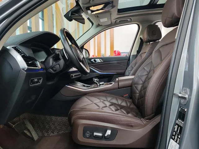 BMW X5 2022 xDrive 30Li Premium Class M Sports suit interior photo 10 BMW X5 2022 xDrive 30Li Premium Class M Sports suit interior photo 10