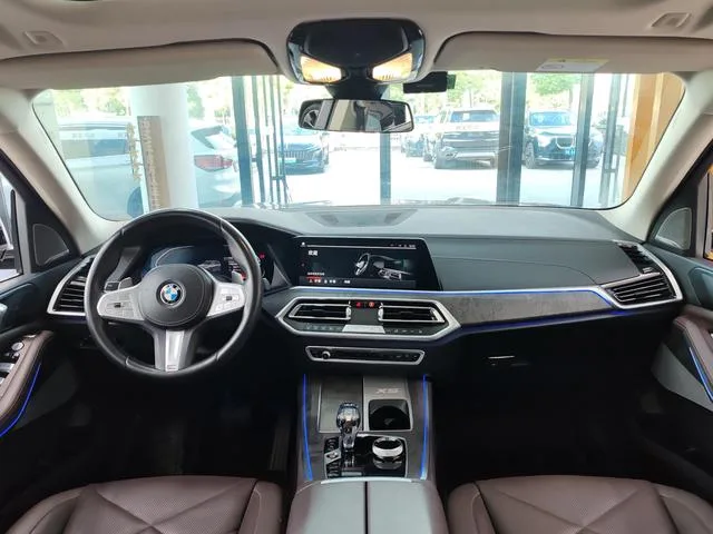BMW X5 2022 xDrive 30Li Premium Class M Sports suit interior photo 12 BMW X5 2022 xDrive 30Li Premium Class M Sports suit interior photo 12