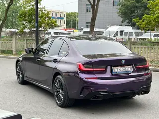 BMW 3 Series 2022 Mise à jour 330i M Set de nuit de sport extérieur photo 4