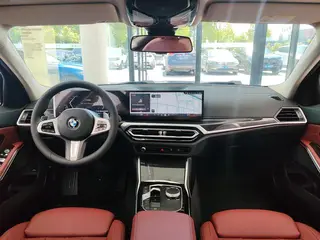 BMW 3 Series 2023 325Li M Sports suit interior photo 11 BMW 3 Series 2023 325Li M Sports suit interior photo 11