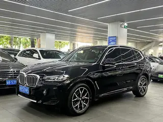 BMW X3 2022 xDrive25i M Sports suit