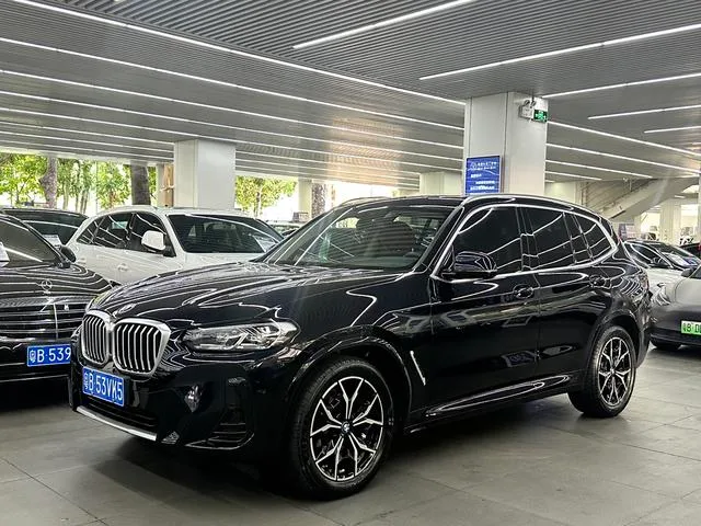 BMW X3 2022 xDrive25i M Conjunto deportivo exterior foto 1 BMW X3 2022 xDrive25i M Conjunto deportivo exterior foto 1