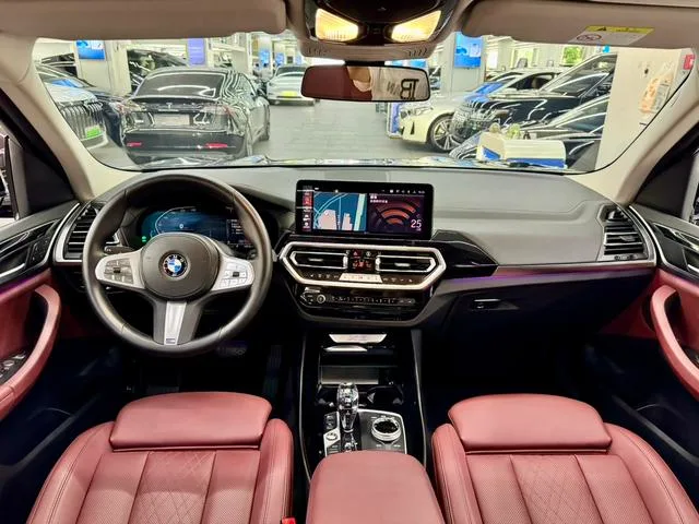 BMW X3 2022 xDrive25i M Conjunto deportivo interior foto 11 BMW X3 2022 xDrive25i M Conjunto deportivo interior foto 11