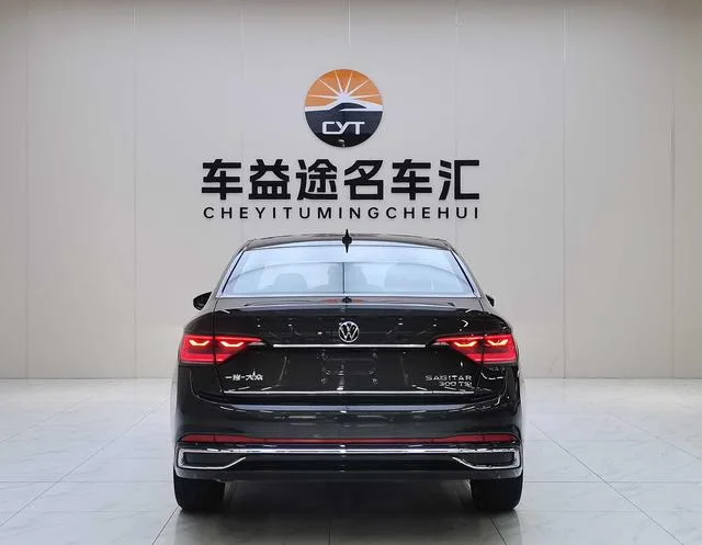Volkswagen Sagitar 2023 300TSI DSG Versión más allá exterior foto 4