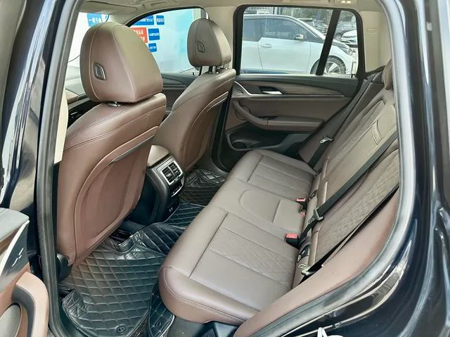 BMW X3 2022 xDrive30i Tipo de lujo M Traje de noche Yao exterior foto 9