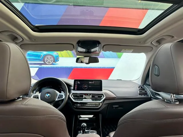 BMW X3 2022 xDrive30i Tipo de lujo M Traje de noche Yao interior foto 16