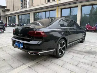 Volkswagen Magotan 2023 200 Edición conmemorativa de 10,000 vehículos 330TSI DSG De lujo exterior foto 7