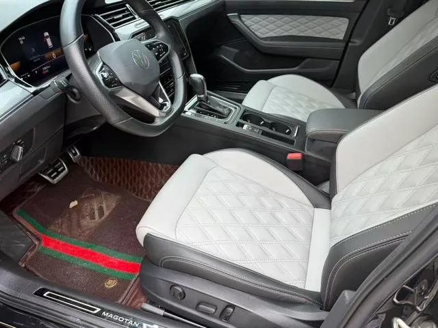 Volkswagen Magotan 2023 200 Edición conmemorativa de 10,000 vehículos 330TSI DSG De lujo exterior foto 9