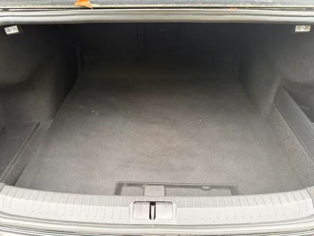 Volkswagen Magotan 2023 200 Edición conmemorativa de 10,000 vehículos 330TSI DSG De lujo interior foto 14