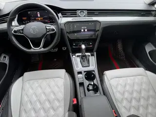 Volkswagen Magotan 2023 200 Edición conmemorativa de 10,000 vehículos 330TSI DSG De lujo interior foto 15