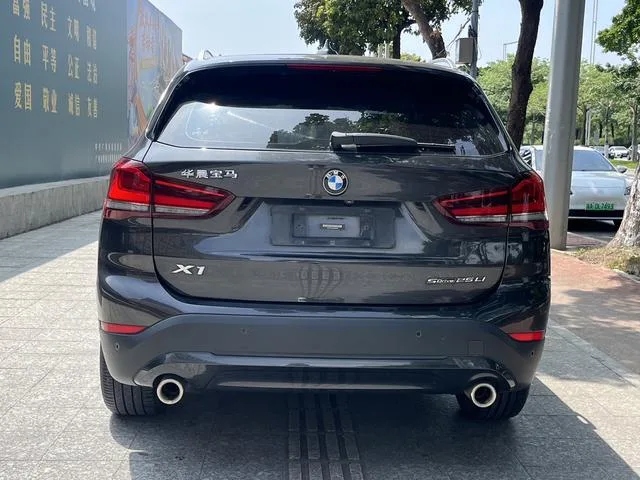BMW X1 2020 sDrive25Li Líder exterior foto 4 BMW X1 2020 sDrive25Li Líder exterior foto 4