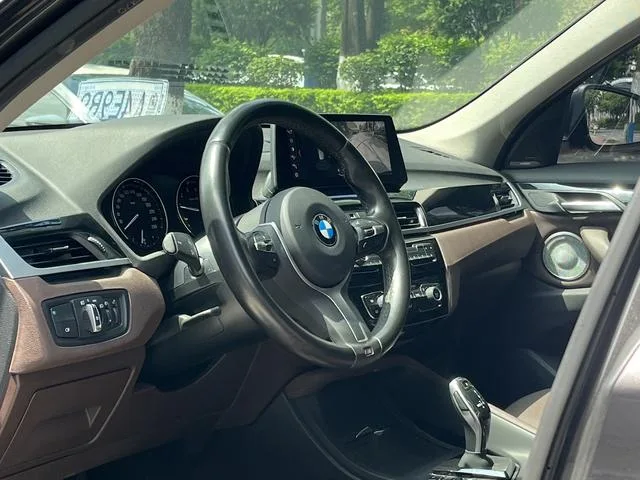 BMW X1 2020 sDrive25Li Líder interior foto 15 BMW X1 2020 sDrive25Li Líder interior foto 15