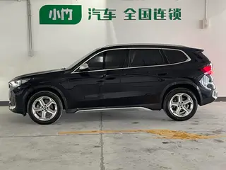 BMW X1 2023 sDrive20Li X Traje de diseño exterior foto 5 BMW X1 2023 sDrive20Li X Traje de diseño exterior foto 5