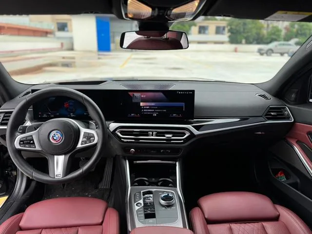 BMW 3 Series 2023 330Li M Sports Night Suit exterior photo 6