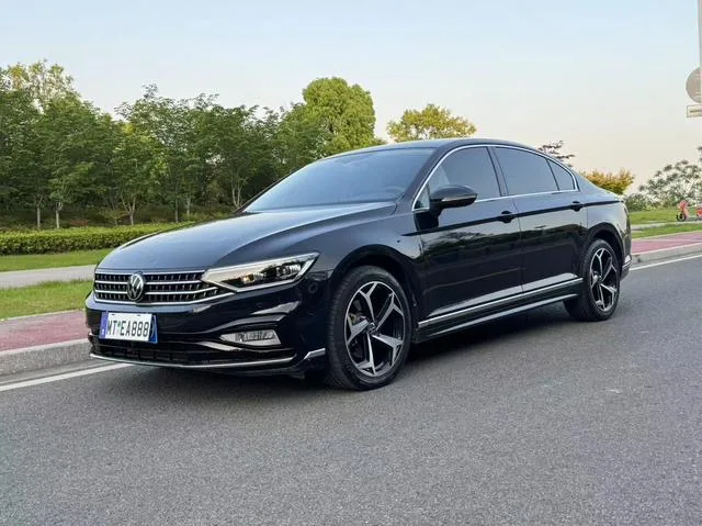 Volkswagen Magotan 2024 200 Десять тысяч автомобилей пользуются 330TSI DSG Люксовый экстерьер фото 1 Volkswagen Magotan 2024 200 Десять тысяч автомобилей пользуются 330TSI DSG Люксовый экстерьер фото 1