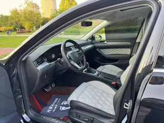 Volkswagen Magotan 2024 200 Десять тысяч автомобилей пользуются 330TSI DSG Люксовый экстерьер фото 3 Volkswagen Magotan 2024 200 Десять тысяч автомобилей пользуются 330TSI DSG Люксовый экстерьер фото 3