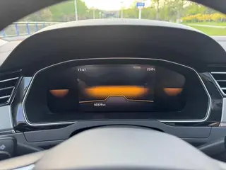 Volkswagen Magotan 2024 200 Десять тысяч автомобилей пользуются 330TSI DSG Люксовый интерьер фото 6 Volkswagen Magotan 2024 200 Десять тысяч автомобилей пользуются 330TSI DSG Люксовый интерьер фото 6