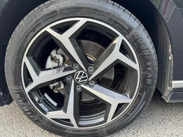 Volkswagen Magotan 2024 200 Десять тысяч автомобилей пользуются 330TSI DSG Люксовый интерьер фото 7 Volkswagen Magotan 2024 200 Десять тысяч автомобилей пользуются 330TSI DSG Люксовый интерьер фото 7