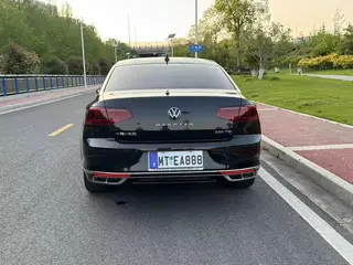 Volkswagen Magotan 2024 200 Десять тысяч автомобилей пользуются 330TSI DSG Люксовый интерьер фото 9 Volkswagen Magotan 2024 200 Десять тысяч автомобилей пользуются 330TSI DSG Люксовый интерьер фото 9