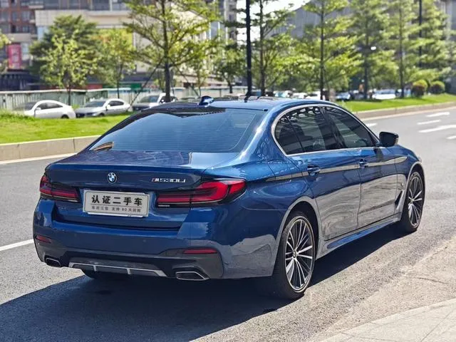 BMW 5 Series 2022 530Li Leading Type M Sports suit interior photo 8 BMW 5 Series 2022 530Li Leading Type M Sports suit interior photo 8