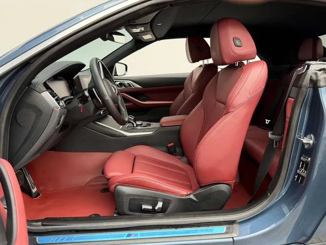 BMW 4 Series 2022 425i Cabriolet M Ensemble de sport intérieur photo 9 BMW 4 Series 2022 425i Cabriolet M Ensemble de sport intérieur photo 9