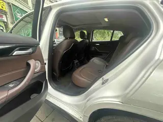 BMW X2 2023 sDrive25i M Sports Obsidian Night Edition interior photo 10 BMW X2 2023 sDrive25i M Sports Obsidian Night Edition interior photo 10