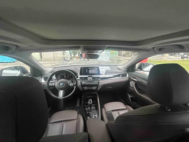 BMW X2 2023 sDrive25i M Sports Obsidian Night Edition interior photo 13 BMW X2 2023 sDrive25i M Sports Obsidian Night Edition interior photo 13