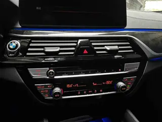 BMW 5 Series 2022 525Li M Sports suit exterior photo 5 BMW 5 Series 2022 525Li M Sports suit exterior photo 5