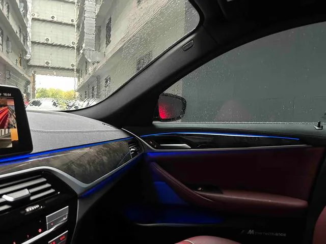 BMW 5 Series 2022 525Li M Sports suit exterior photo 8 BMW 5 Series 2022 525Li M Sports suit exterior photo 8