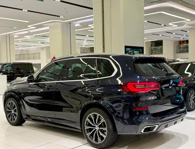 BMW X5 2021 xDrive30i M Conjunto deportivo exterior foto 4 BMW X5 2021 xDrive30i M Conjunto deportivo exterior foto 4