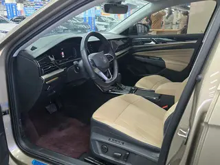 Volkswagen Passat 2022 380TSI Luxury Edition exterior photo 4 Volkswagen Passat 2022 380TSI Luxury Edition exterior photo 4