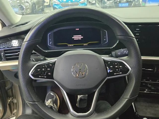 Volkswagen Passat 2022 380TSI Luxury Edition exterior photo 5 Volkswagen Passat 2022 380TSI Luxury Edition exterior photo 5