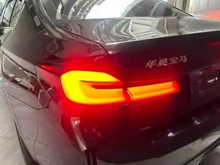 BMW 5 Series 2022 530Li Лидирующий M Спортивный костюм экстерьер фото 8 BMW 5 Series 2022 530Li Лидирующий M Спортивный костюм экстерьер фото 8