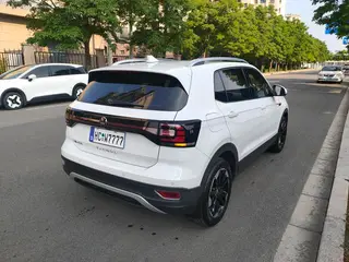 Volkswagen Tacqua 2020 1.5L Automático Todavía exterior foto 4