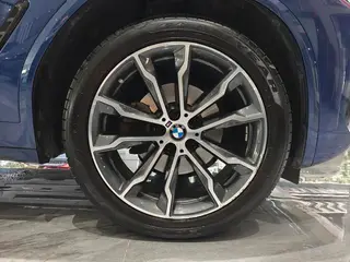 BMW X3 2022 xDrive30i Líder M Traje de noche Yao exterior foto 5 BMW X3 2022 xDrive30i Líder M Traje de noche Yao exterior foto 5
