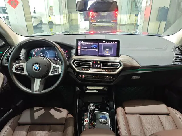 BMW X3 2022 xDrive30i Líder M Traje de noche Yao interior foto 12 BMW X3 2022 xDrive30i Líder M Traje de noche Yao interior foto 12