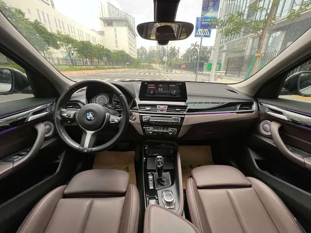 BMW X1 2021 Reforma sDrive20Li Tipo de lujo exterior foto 5 BMW X1 2021 Reforma sDrive20Li Tipo de lujo exterior foto 5