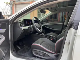 Volkswagen Lamando 2024 Lamando L 280TSI DSG Versión caliente interior foto 7