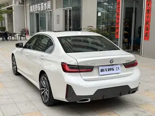 BMW 3 Series 2023 325Li M Conjunto deportivo exterior foto 7 BMW 3 Series 2023 325Li M Conjunto deportivo exterior foto 7